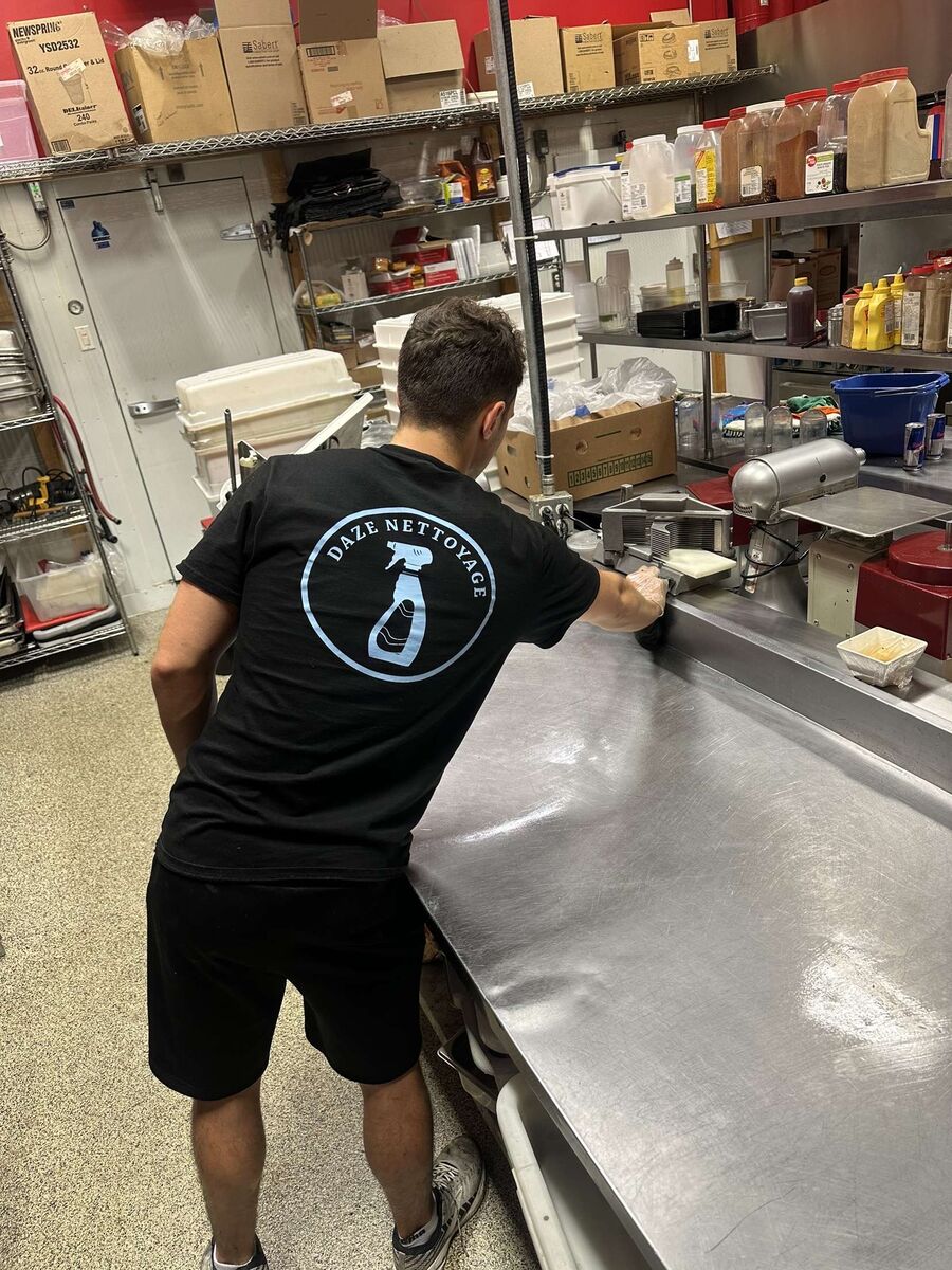 Restaurant Kitchen Cleaning
